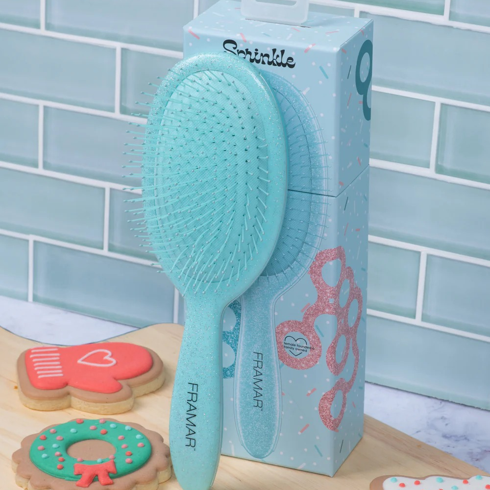 Framar Detangle Brush Cookie Cutter